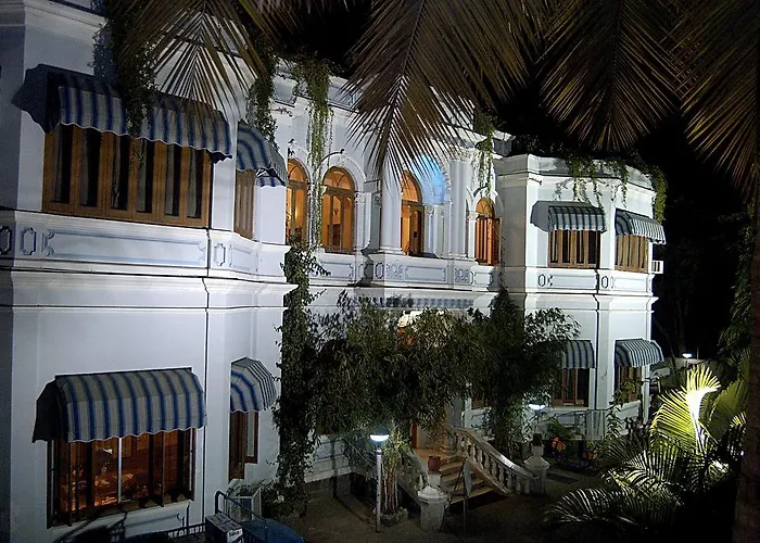 Hotel Aram