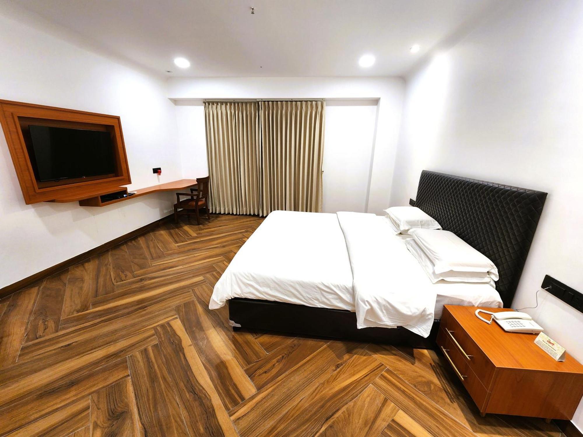 Aram Hotel Jamnagar