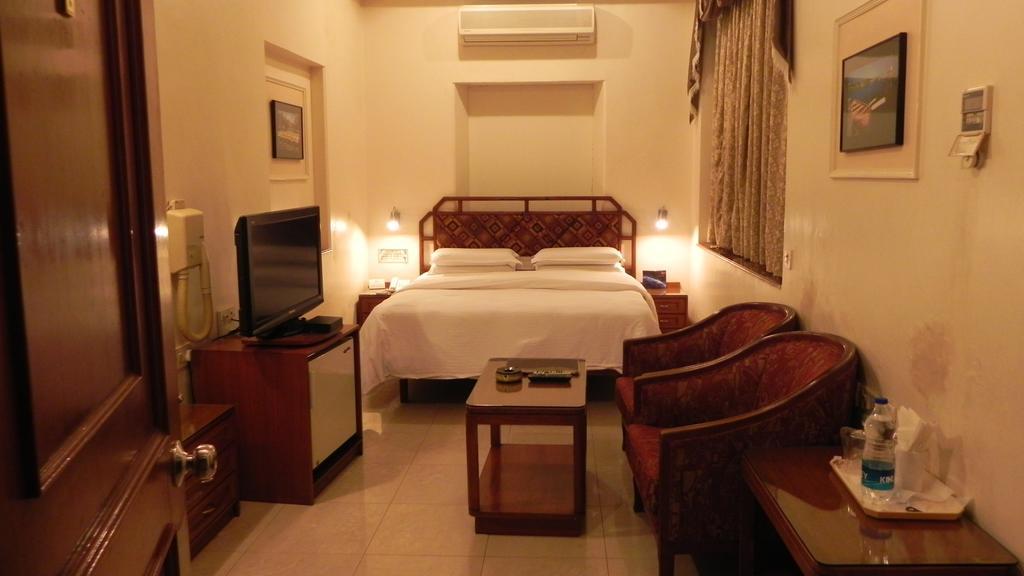 Aram Hotel Jamnagar